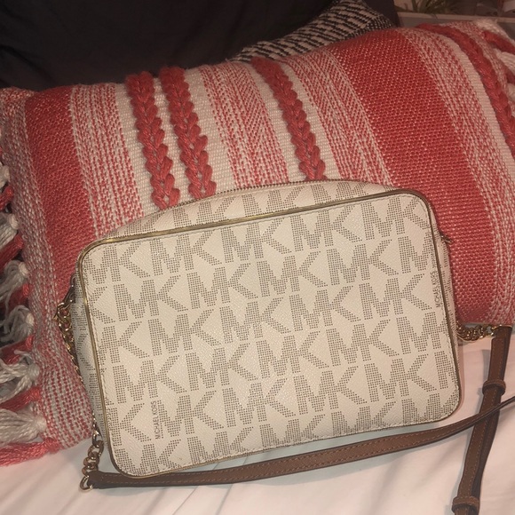 XXXSOLDXXX Michael Kors cross body bag - Picture 4 of 6